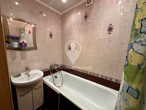 2-к квартира, 1/2 эт., 51м²