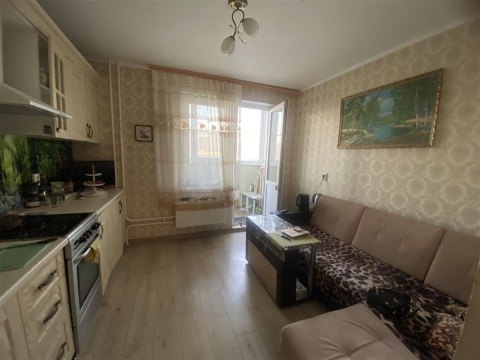 2-к квартира, 2/19 эт., 79м²