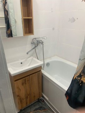 2-к квартира, 5/9 эт., 42м²