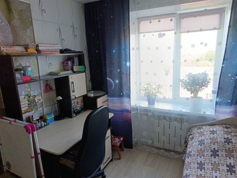 3-к квартира, 5/5 эт., 63м²