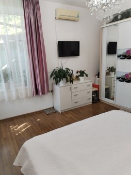 2-к квартира, 1/5 эт., 55м²