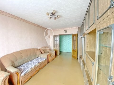 2-к квартира, 8/9 эт., 40м²