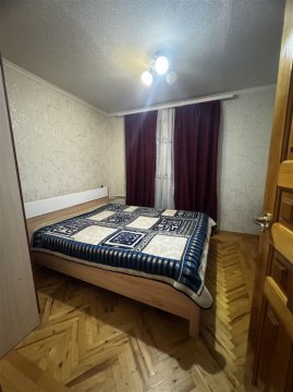 2-к квартира, 5/5 эт., 52м²