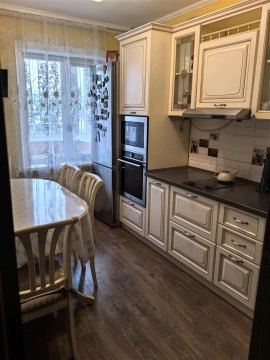 3-к квартира, 1/9 эт., 70м²