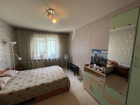 3-к квартира, 5/9 эт., 63м²