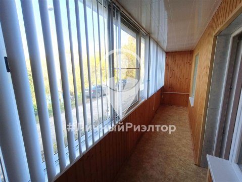 2-к квартира, 1/3 эт., 50м²