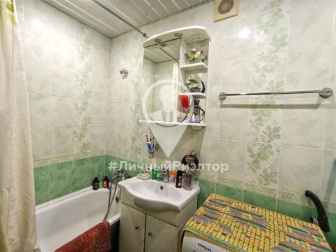 2-к квартира, 1/2 эт., 44м²