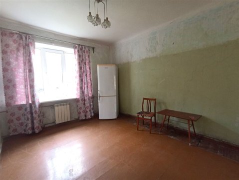3-к квартира, 1/3 эт., 45м²