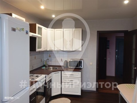 1-к квартира, 10/10 эт., 41м²