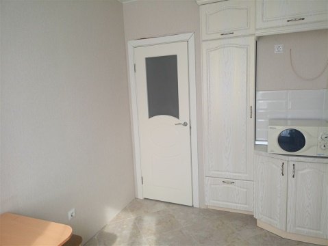 1-к квартира, 4/25 эт., 42м²