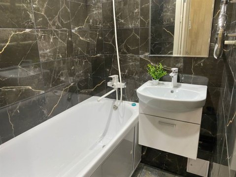 2-к квартира, 4/9 эт., 58м²