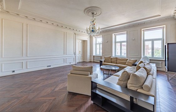 5-к квартира, 5/6 эт., 334м²
