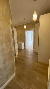4-к квартира, 2/3 эт., 144м²