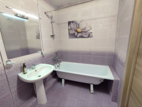 1-к квартира, 10/10 эт., 40м²
