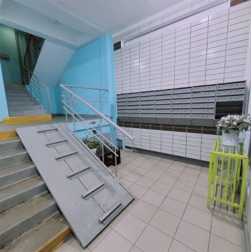 1-к квартира, 1/10 эт., 38м²