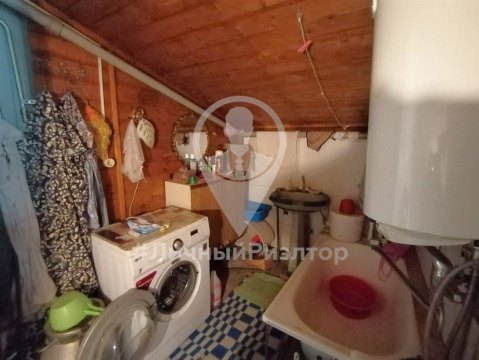 Дом 35м², участок 13 сот.