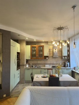 4-к квартира, 2/7 эт., 80м²