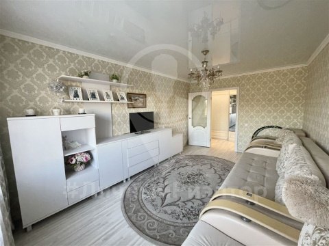 2-к квартира, 4/17 эт., 69м²