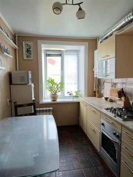 3-к квартира, 4/5 эт., 60м²