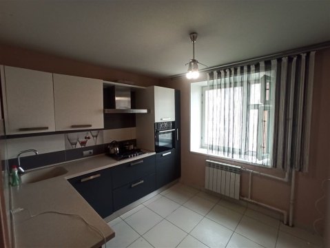 2-к квартира, 8/11 эт., 46м²