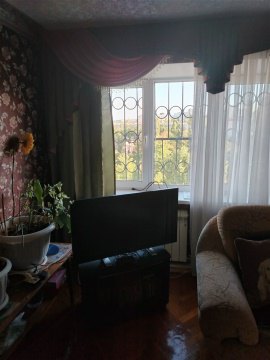 3-к квартира, 5/5 эт., 64м²