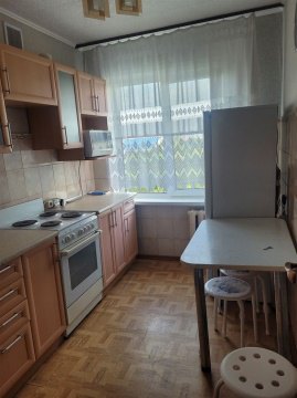 2-к квартира, 9/9 эт., 45м²