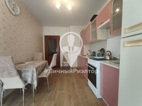 1-к квартира, 1/3 эт., 39м²