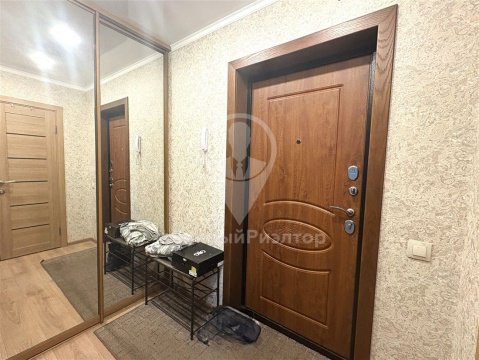 1-к квартира, 10/10 эт., 32м²