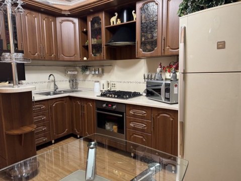 2-к квартира, 3/5 эт., 60м²