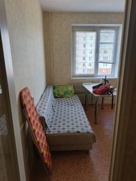 1-к квартира, 4/10 эт., 38м²