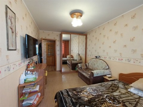 3-к квартира, 5/5 эт., 68м²