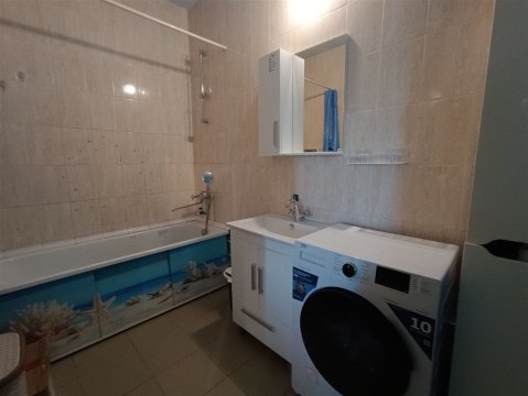 3-к квартира, 23/24 эт., 87м²