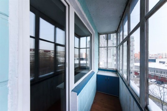 3-к квартира, 6/9 эт., 65м²