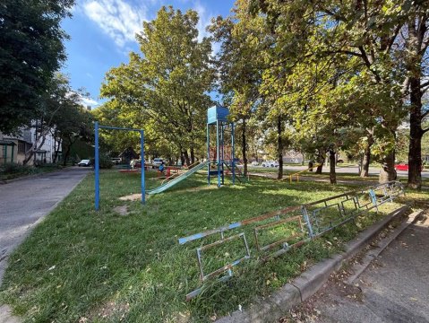 2-к квартира, 1/5 эт., 43м²