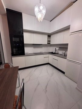 2-к квартира, 6/18 эт., 44м²