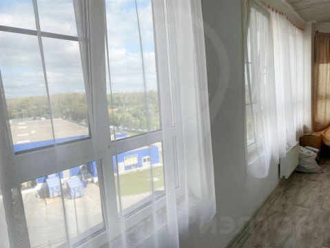 2-к квартира, 6/18 эт., 60м²