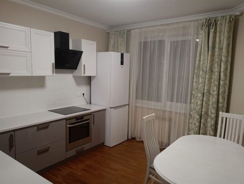 2-к квартира, 14/20 эт., 63м²