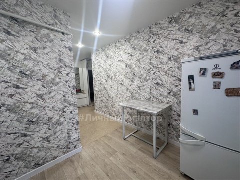 3-к квартира, 1/9 эт., 61м²