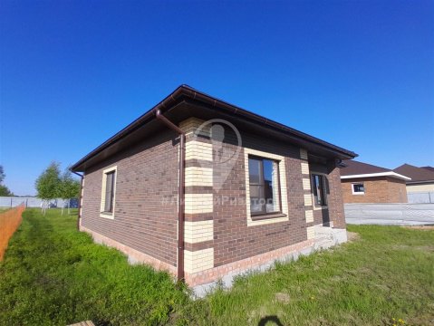 Дом 100м², участок 11 сот.