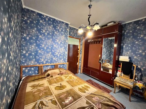3-к квартира, 2/5 эт., 59м²