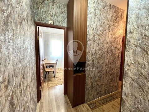 2-к квартира, 8/21 эт., 42м²