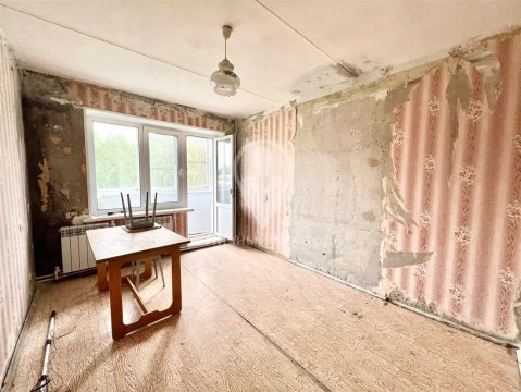 2-к квартира, 3/3 эт., 48м²