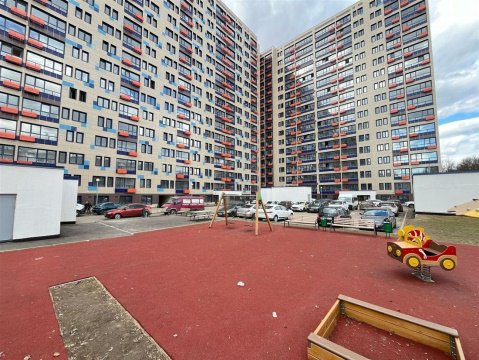 1-к квартира, 10/17 эт., 44м²