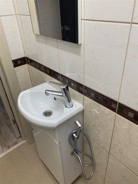2-к квартира, 2/3 эт., 56м²