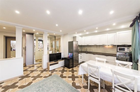 3-к квартира, 5/9 эт., 70м²
