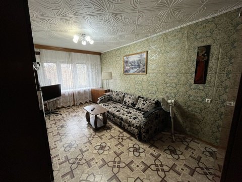 2-к квартира, 5/5 эт., 47м²