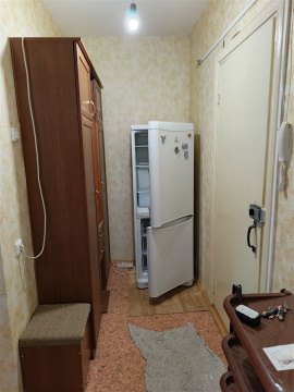 1-к квартира, 4/10 эт., 38м²