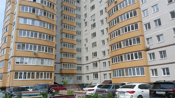 2-к квартира, 9/16 эт., 72м²