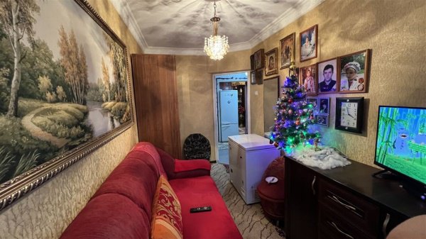 3-к квартира, 1/4 эт., 54м²