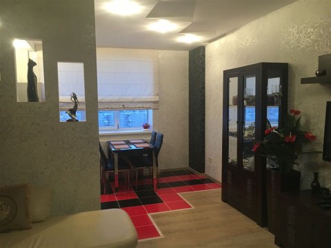 2-к квартира, 13/19 эт., 51м²